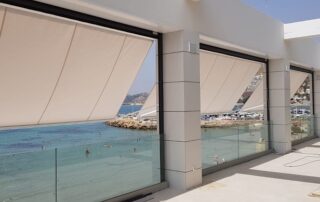 que-color-de-toldo-protege-mas-del-sol